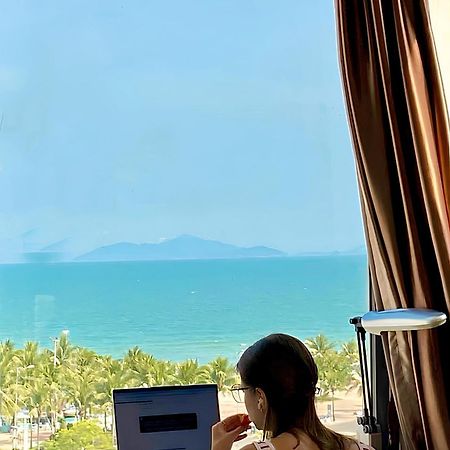 Waikiki Beach Hotel Da Nang Bagian luar foto