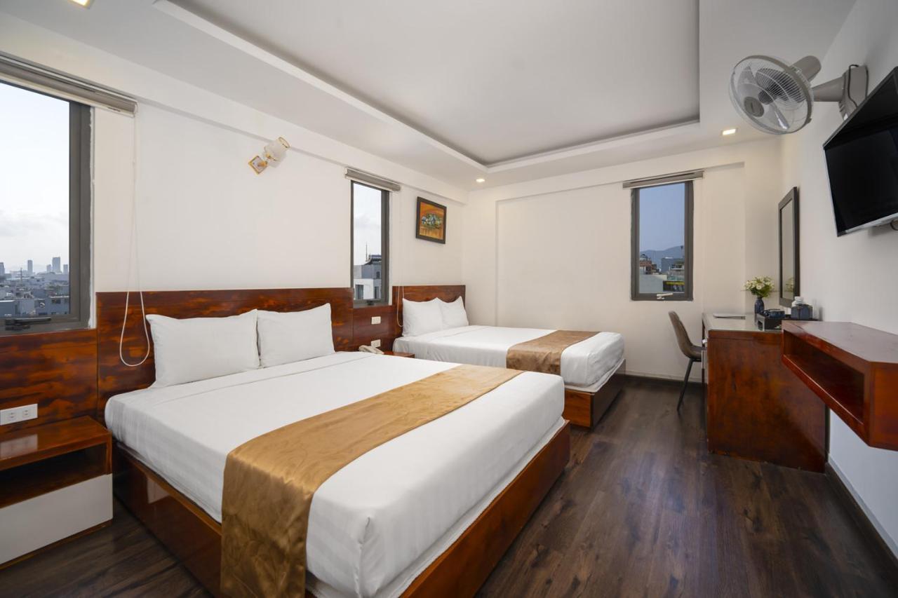 Waikiki Beach Hotel Da Nang Bagian luar foto