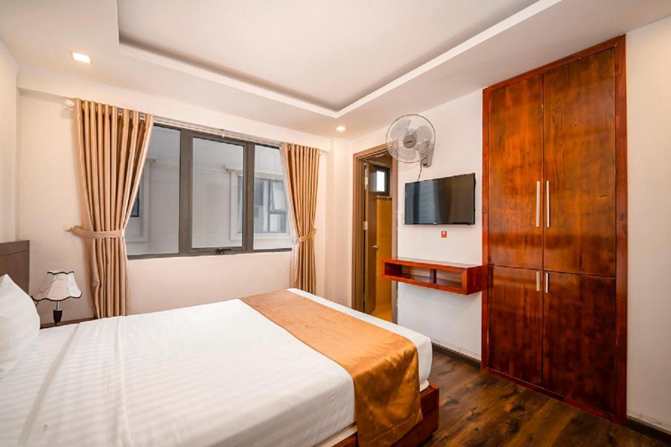 Waikiki Beach Hotel Da Nang Bagian luar foto