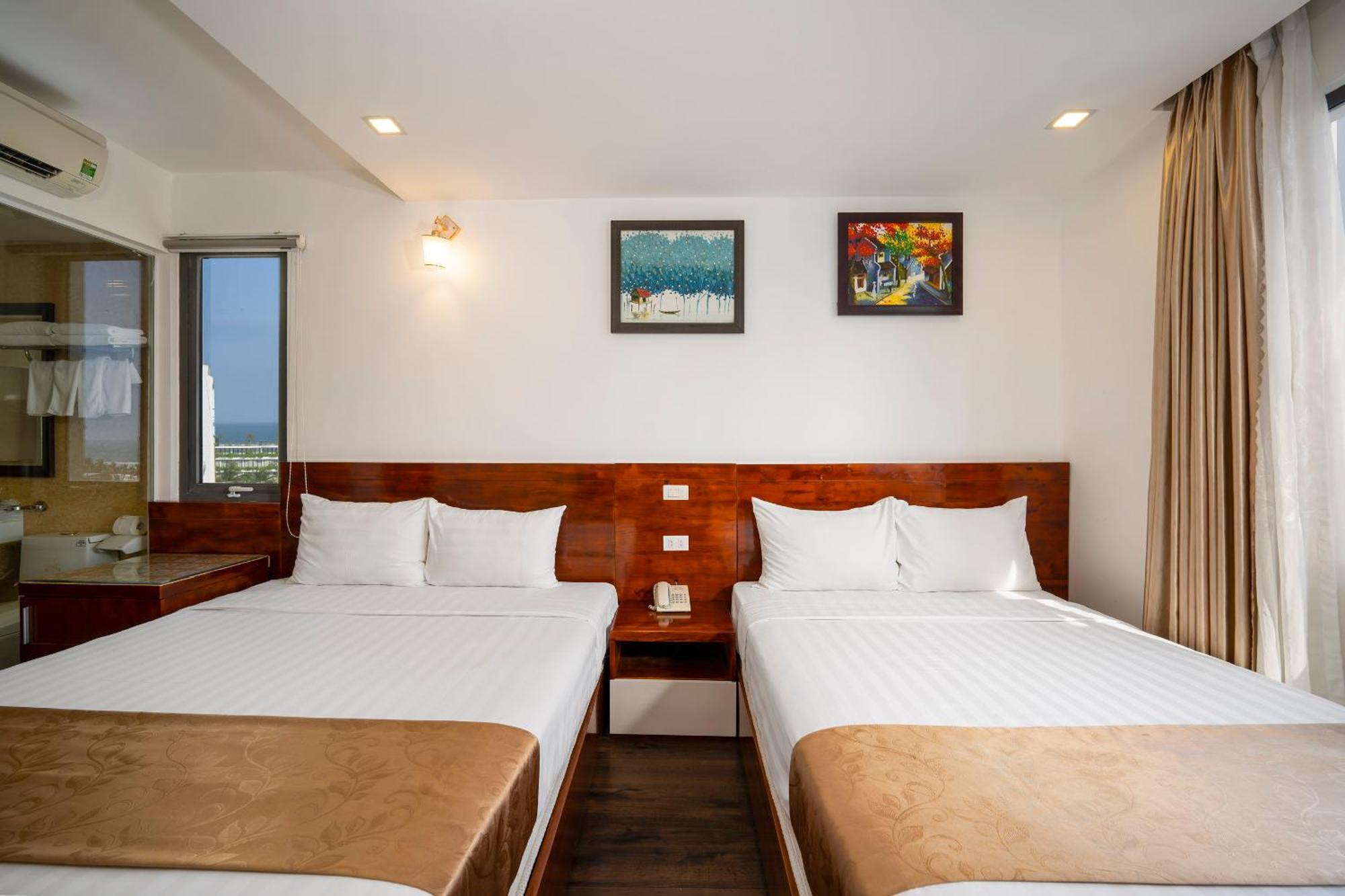 Waikiki Beach Hotel Da Nang Bagian luar foto